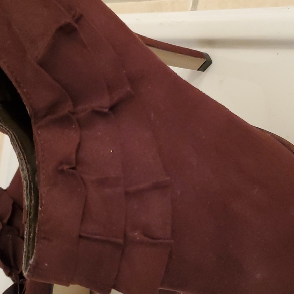 Shiekh Stiletto Heels - Picture 7 of 12